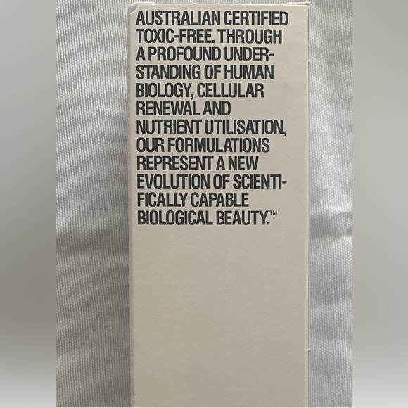 Grown Alchemist Body Cream - Picture 3 of 3